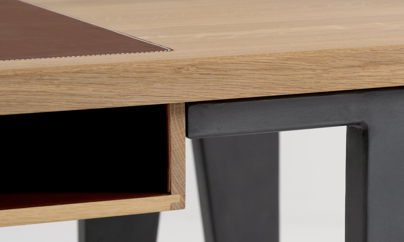 Bureau Chanfrein — détail
