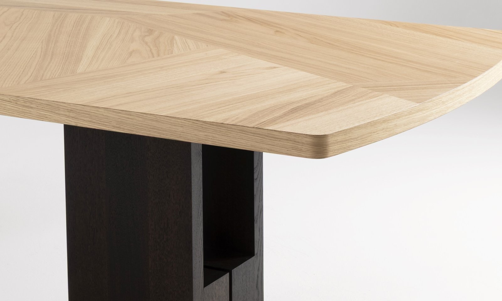 Table Marqueterie — détail